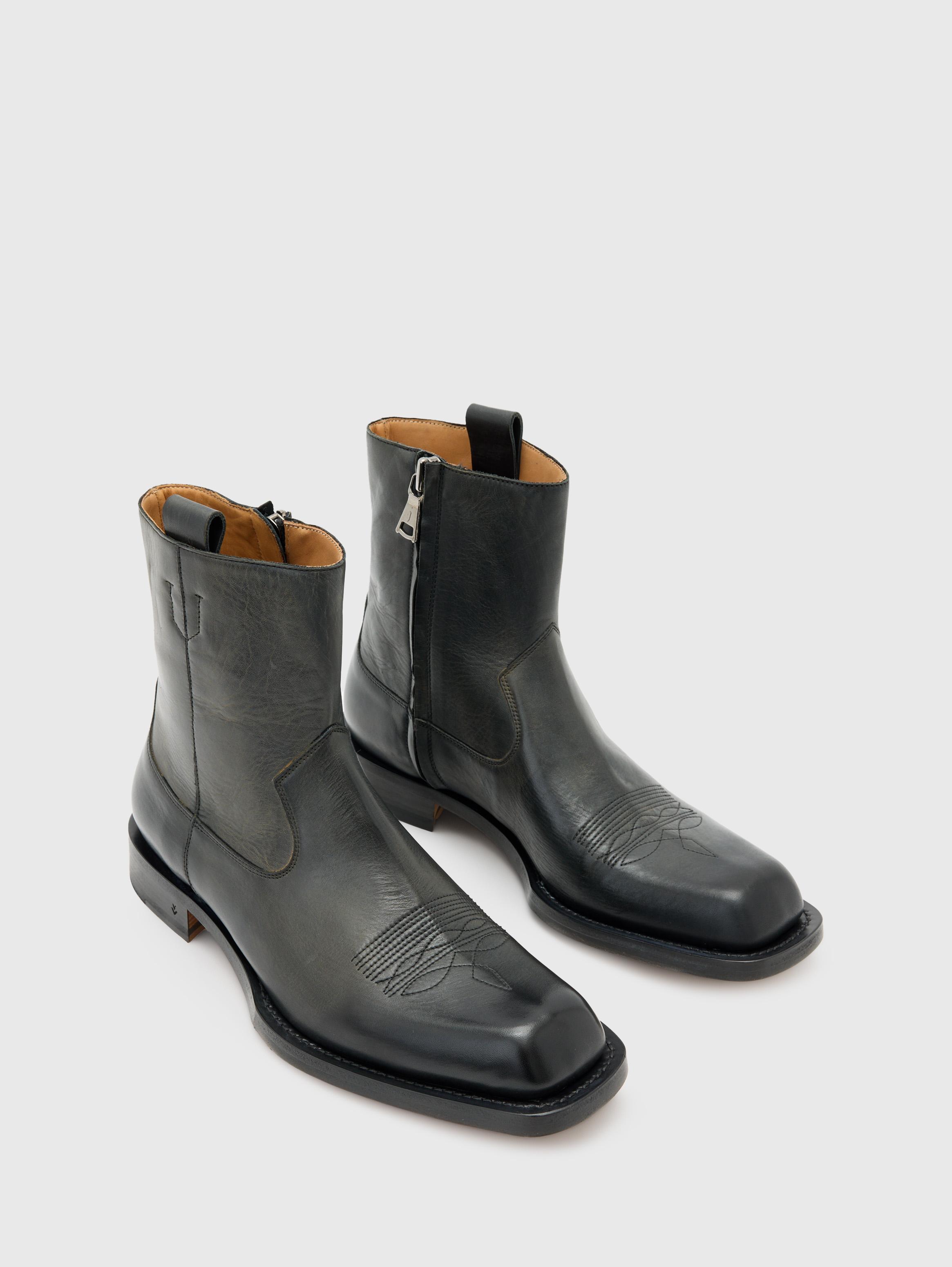 John Varvatos Filmore Chukka Boots Mens 11 Black Suede 
