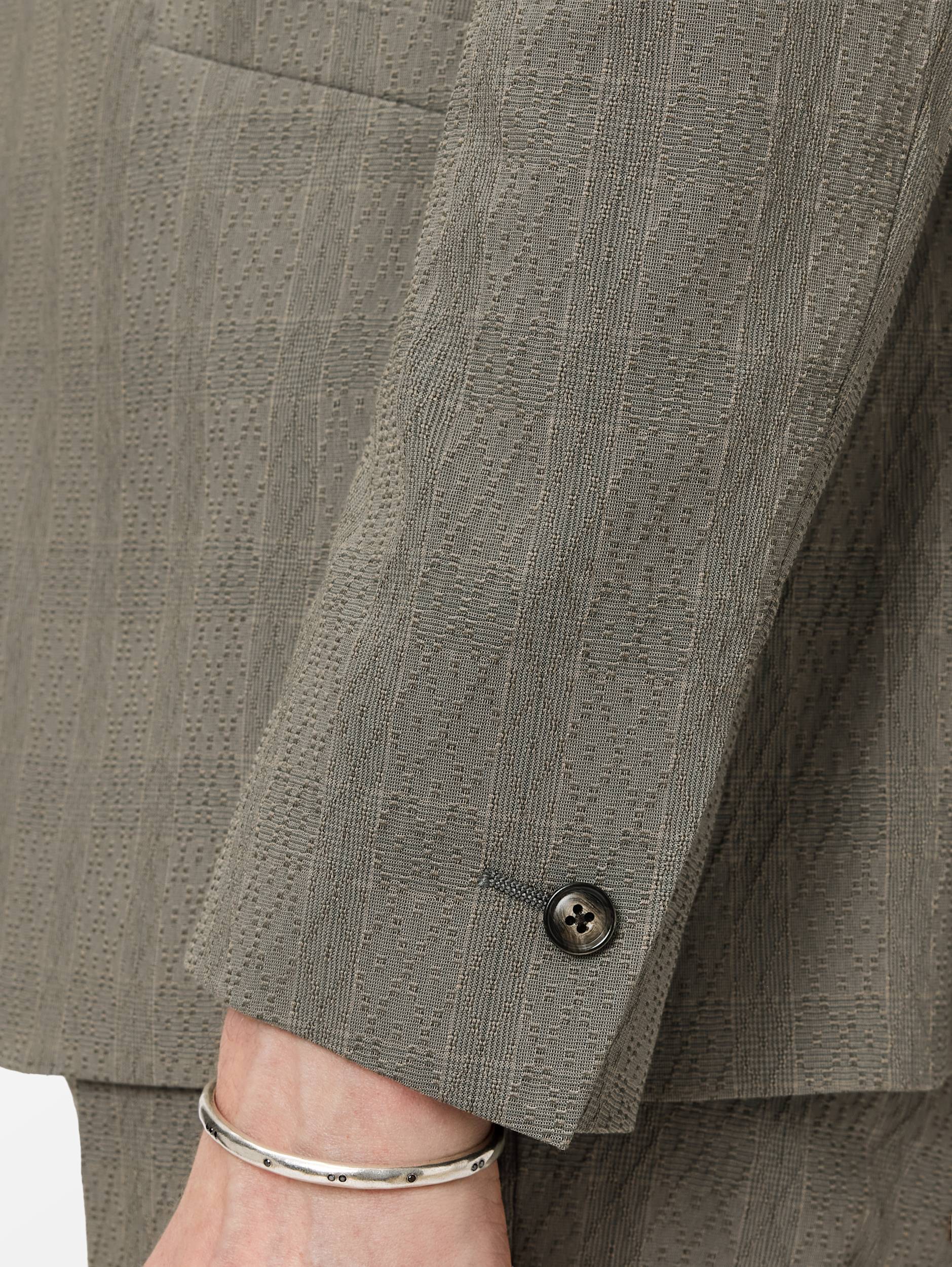 undefined image number 6