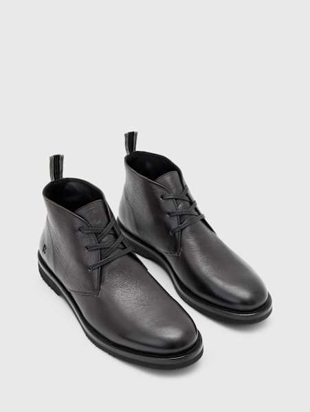 VARICK CHUKKA
