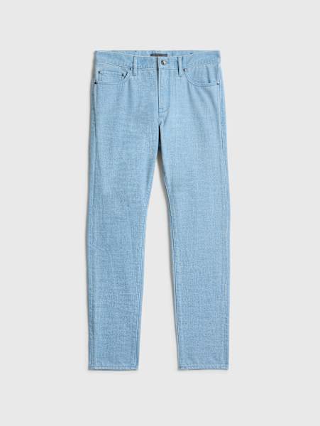 J704 - TAPERED FIT
