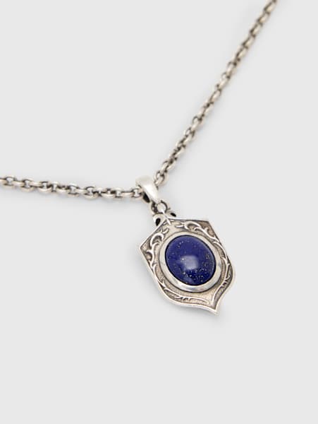 GOTHIC OVAL PENDANT NECKLACE