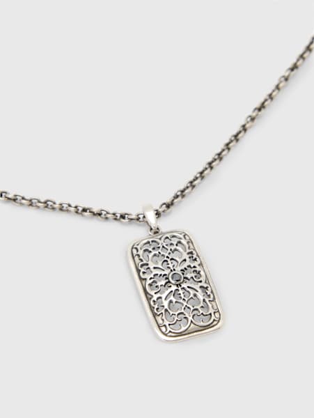 GOTHIC PENDANT NECKLACE WITH BLACK DIAMOND