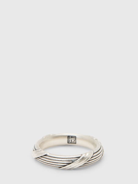 GOTHIC RING