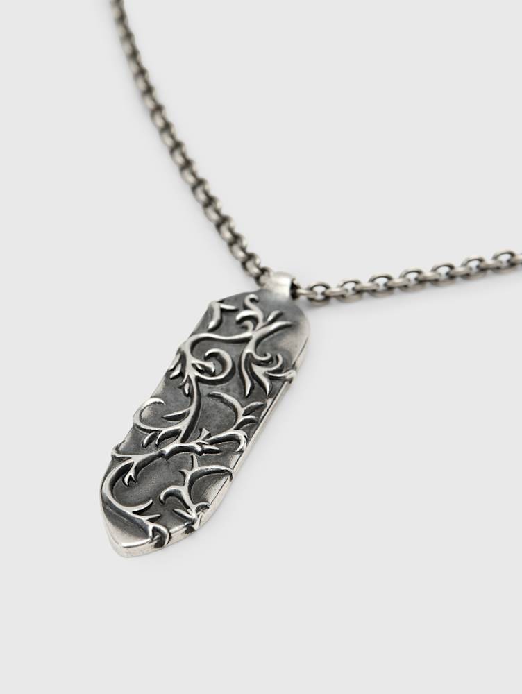 GOTHIC PENDANT NECKLACE
