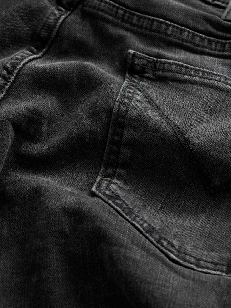 undefined image number 8