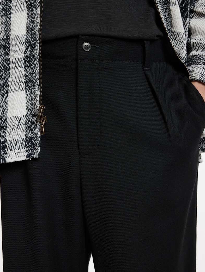 undefined image number 4