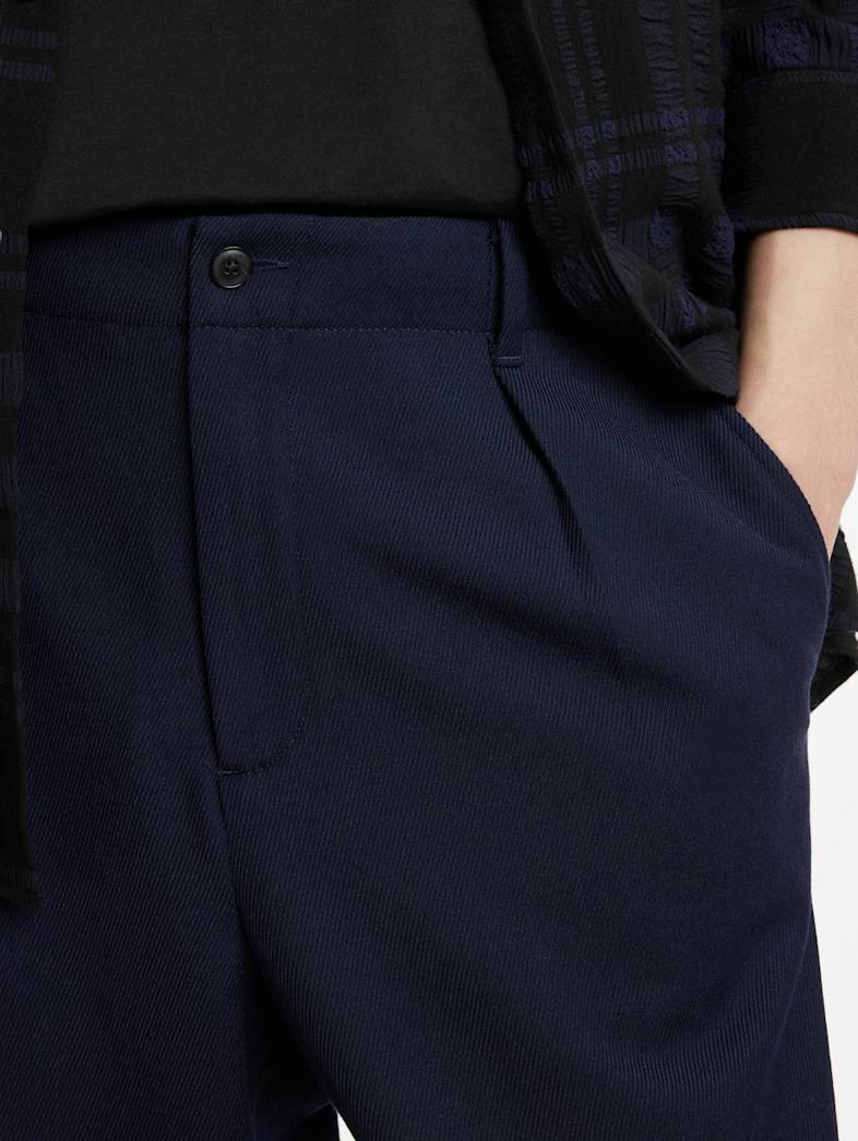 undefined image number 4