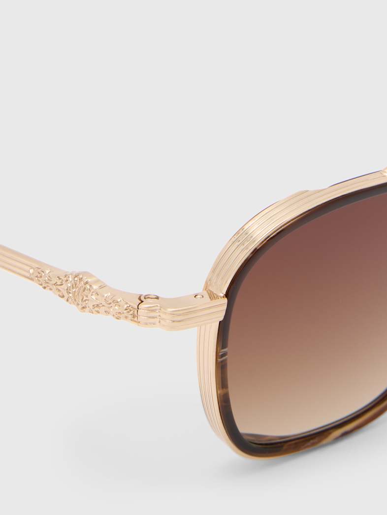 undefined image number 3