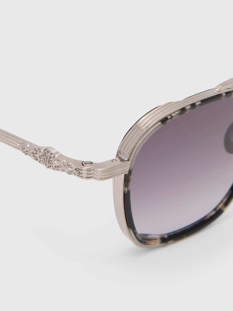 undefined image number 3