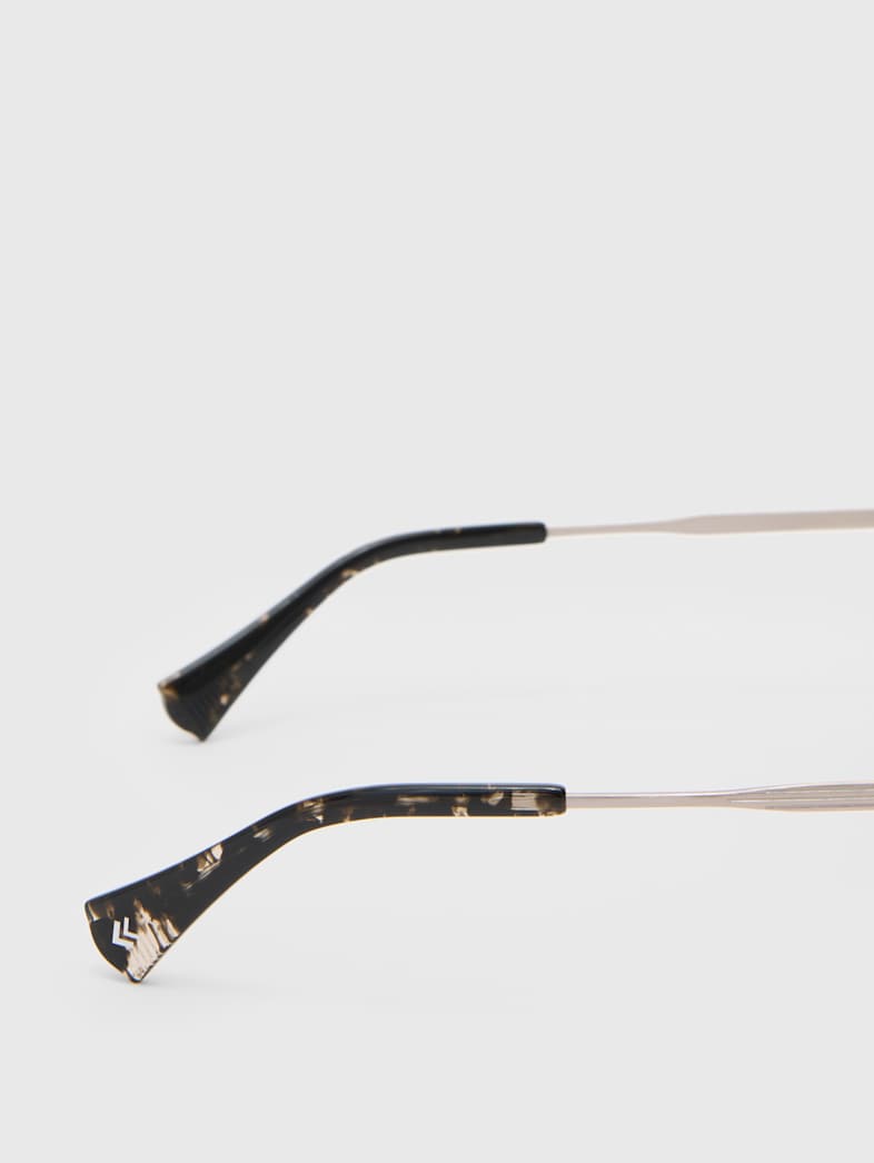 undefined image number 5