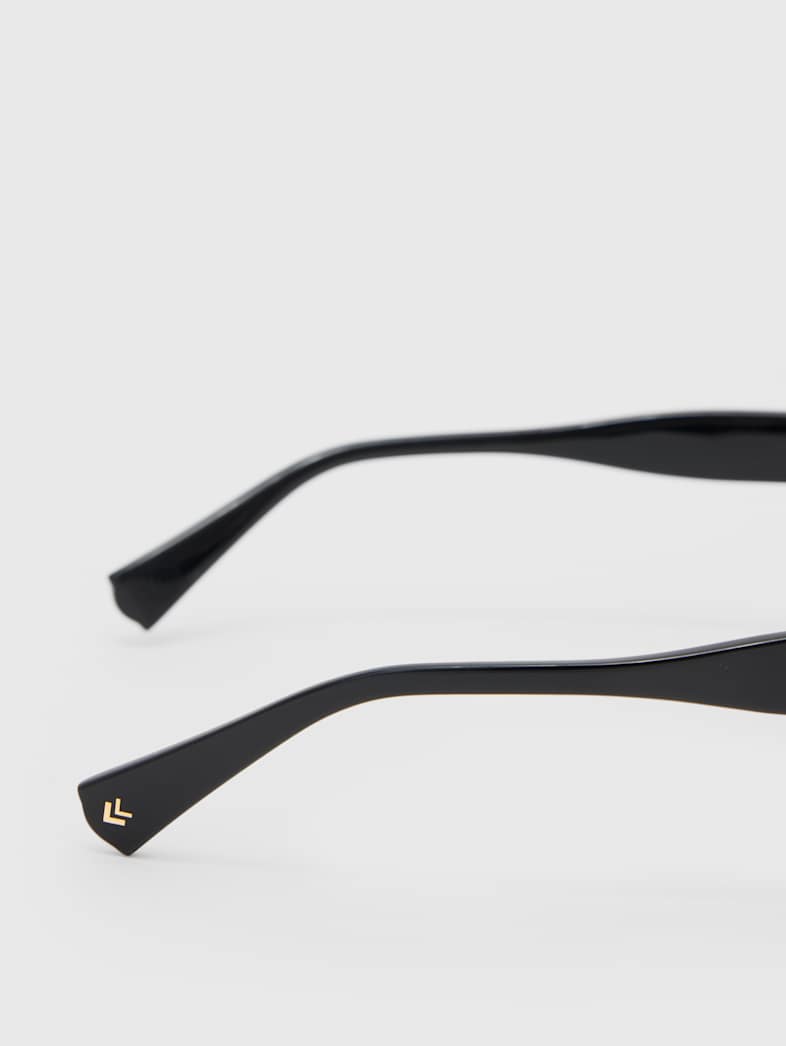 undefined image number 5