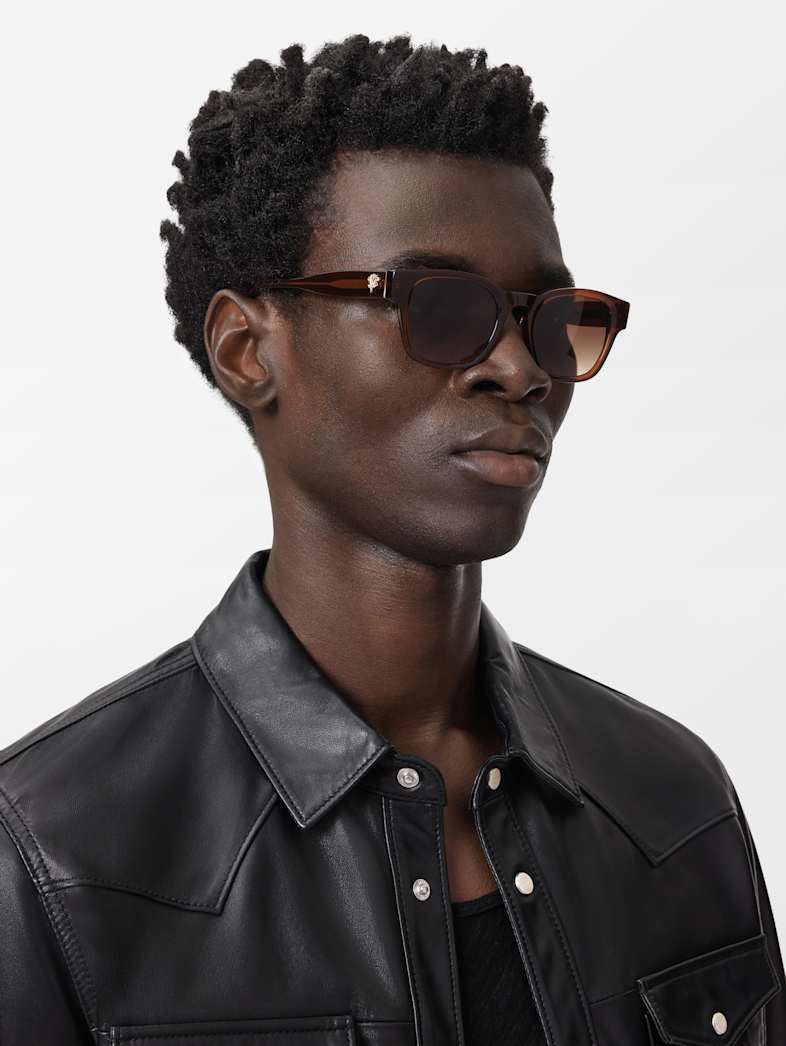 undefined image number 2