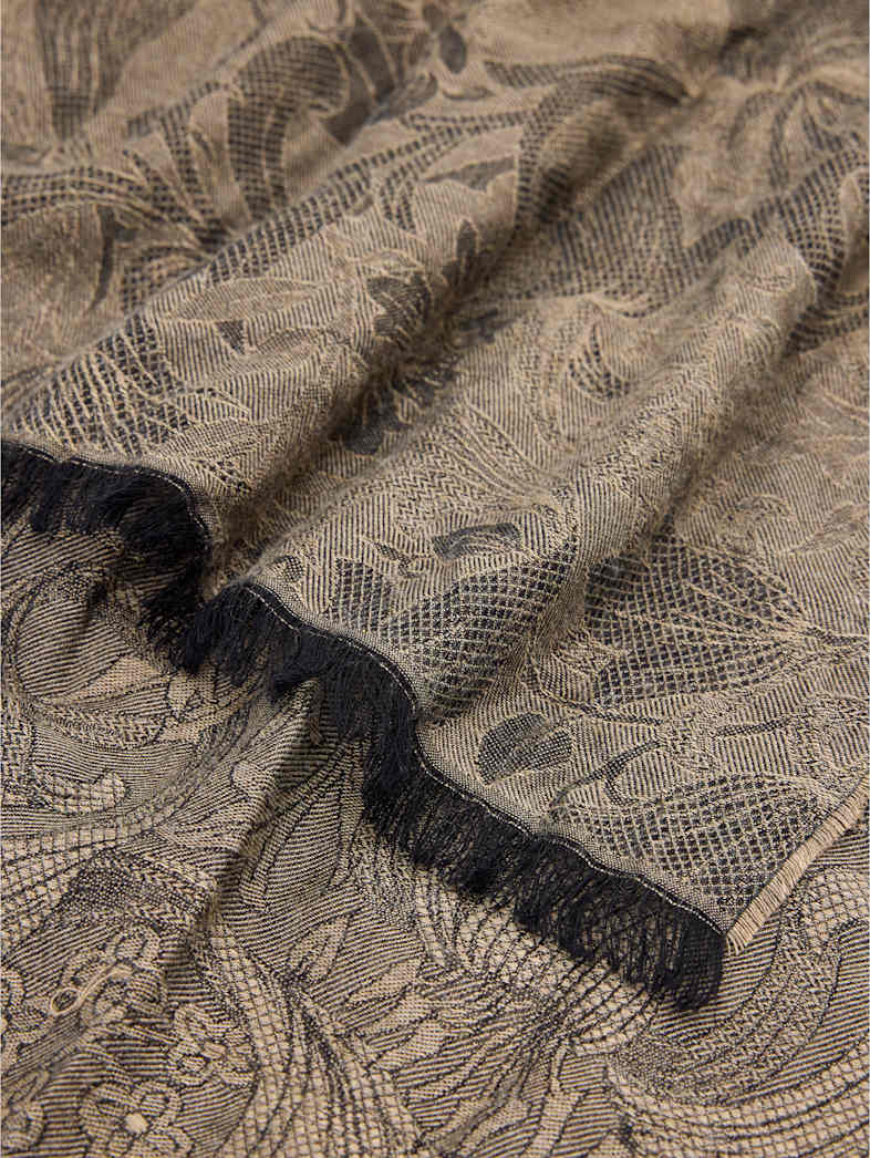 undefined image number 3