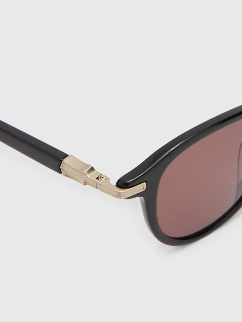 undefined image number 2