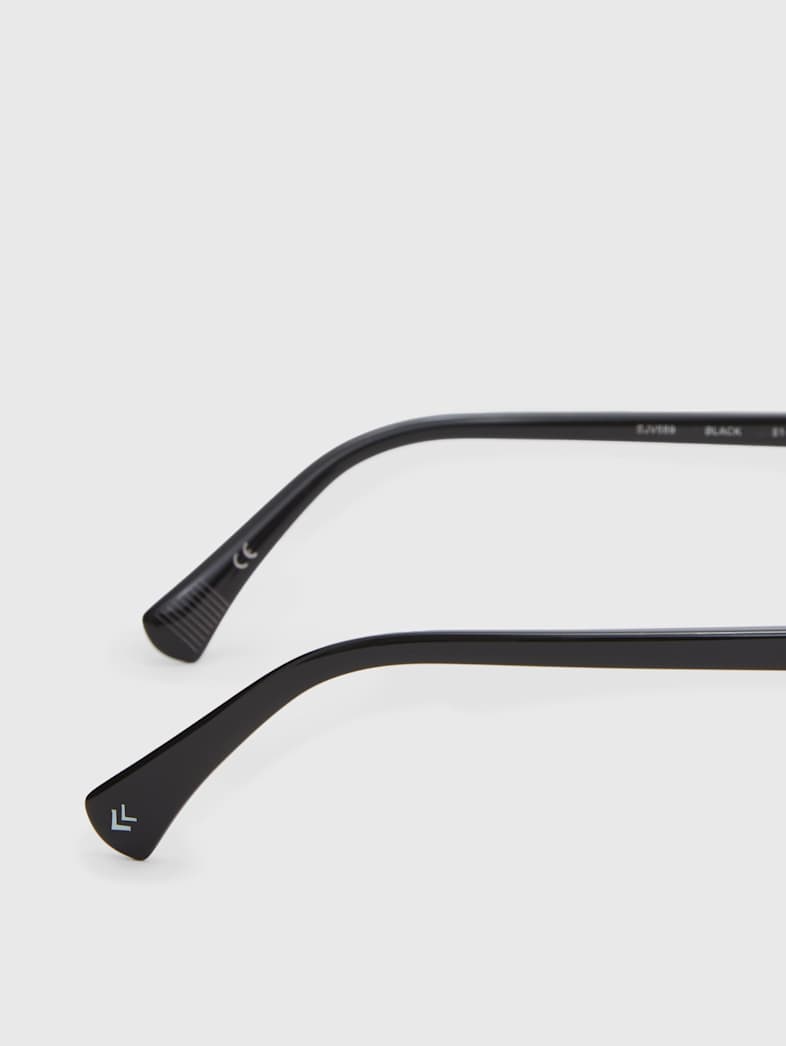 undefined image number 4