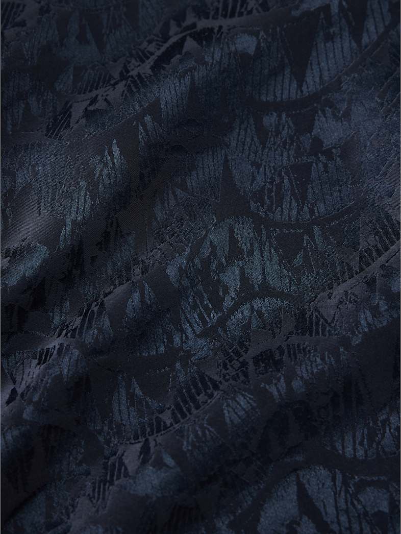 undefined image number 7