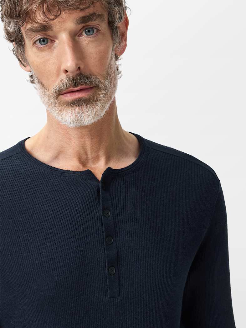 undefined image number 3